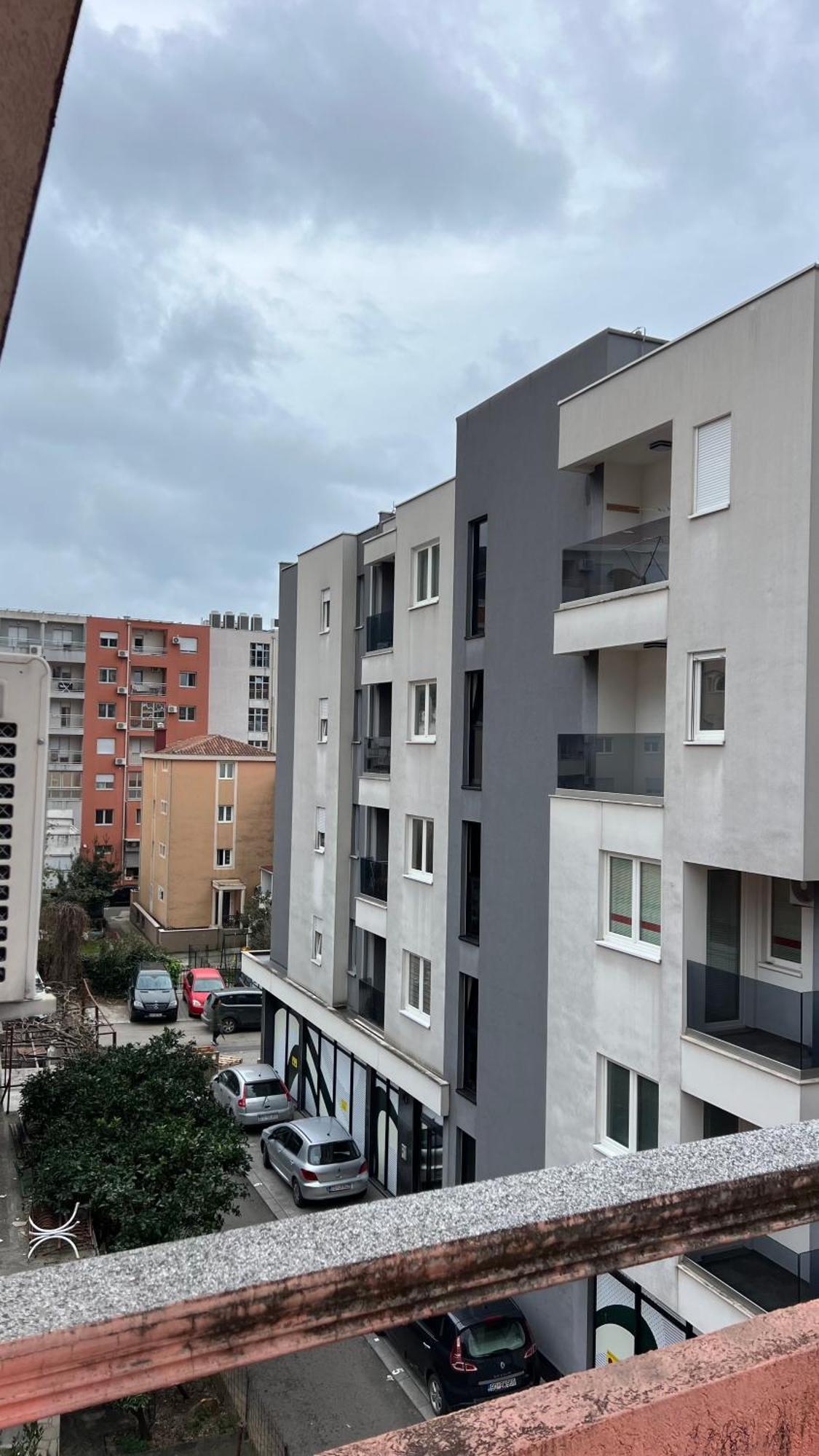 בודווה Apartments Holiday מראה חיצוני תמונה