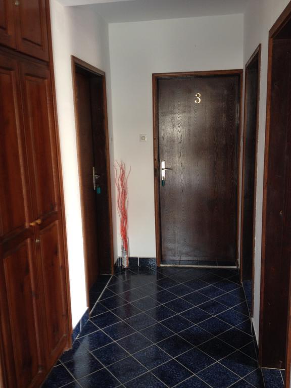 בודווה Apartments Holiday חדר תמונה