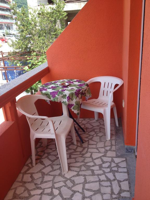 בודווה Apartments Holiday חדר תמונה