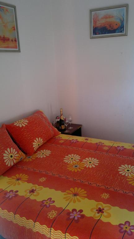 בודווה Apartments Holiday חדר תמונה