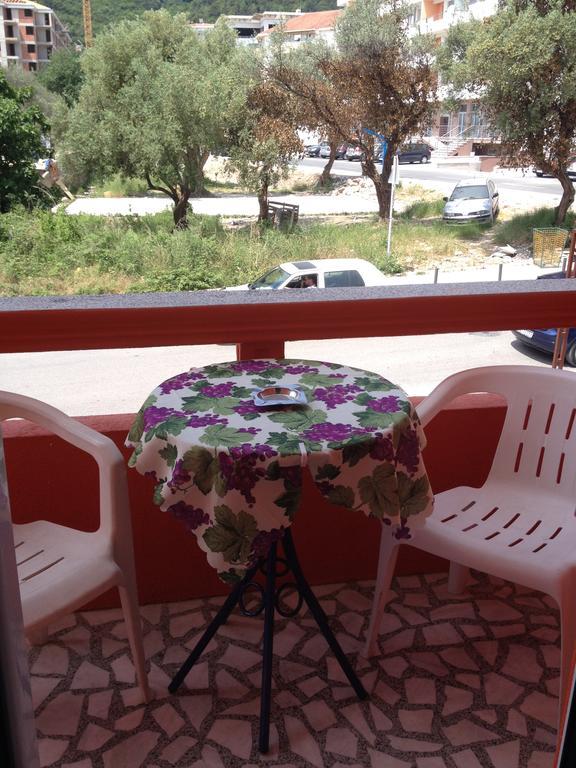 בודווה Apartments Holiday חדר תמונה