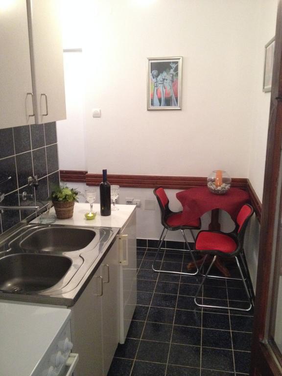 בודווה Apartments Holiday חדר תמונה